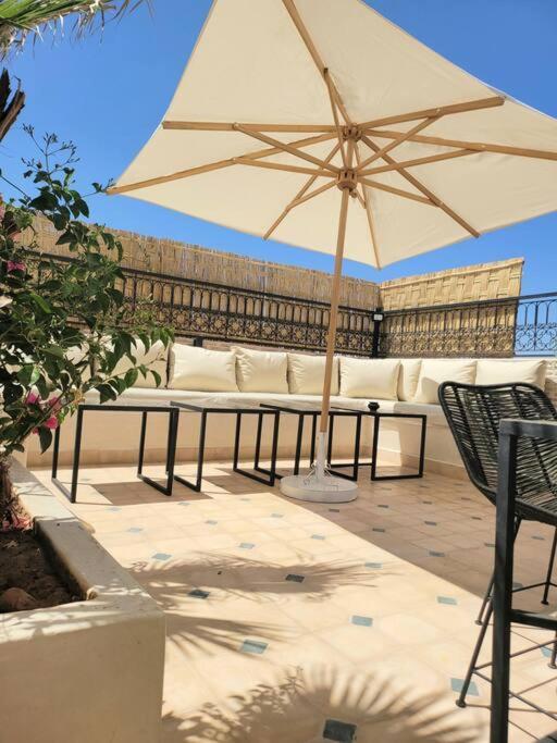 Riad Isahiac Avec Piscine En Exclusivite مراكش المظهر الخارجي الصورة