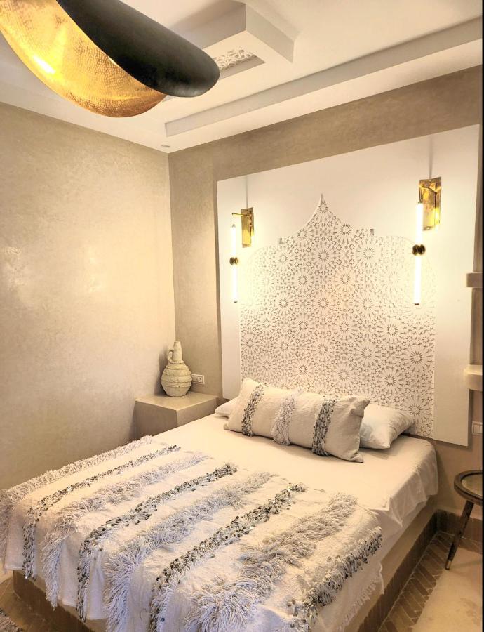 Riad Isahiac Avec Piscine En Exclusivite مراكش المظهر الخارجي الصورة